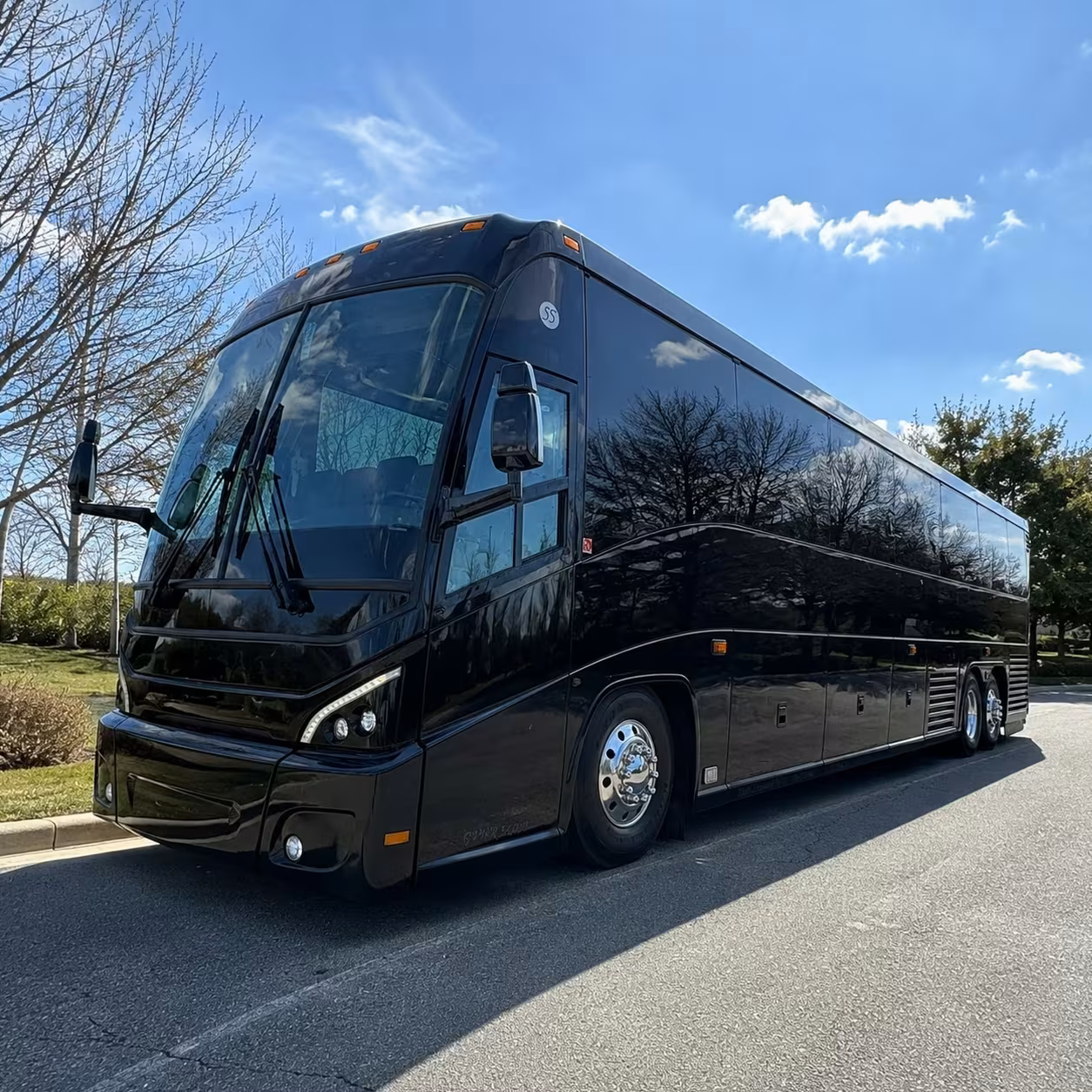 bus rentals for south gate warehouse and industrial shift crews