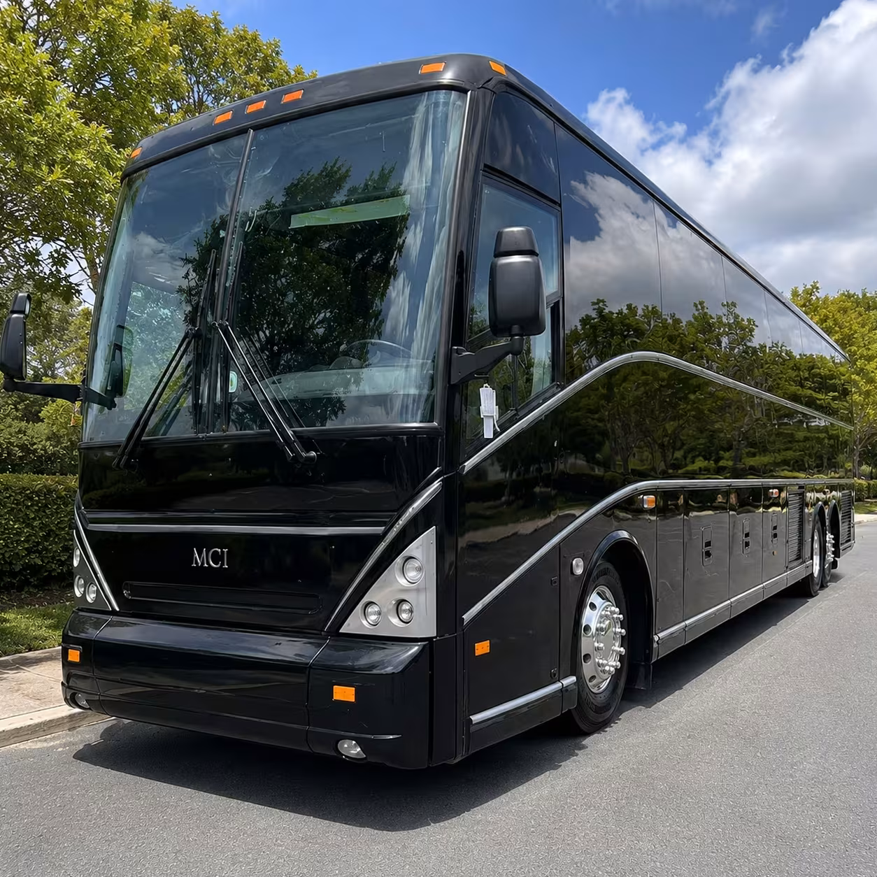 corporate event and convention shuttle bus rentals serving south gate