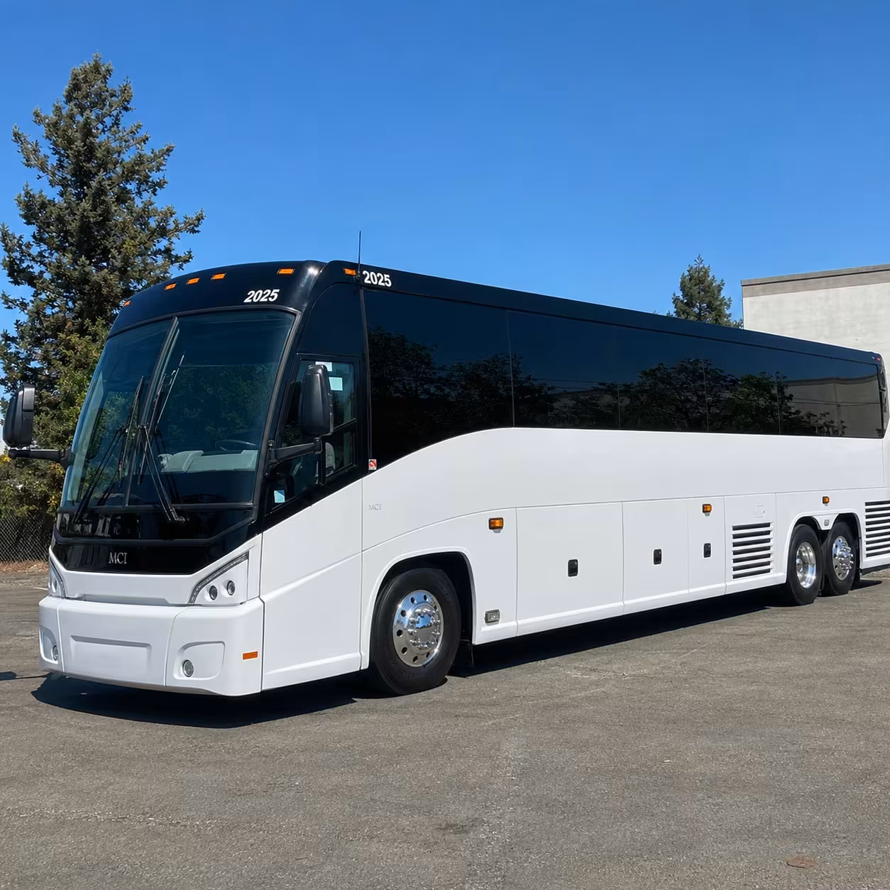 forget juggling rental cars and rideshares for your next long distance group trip from south gate