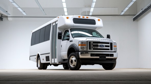 18 passenger minibus